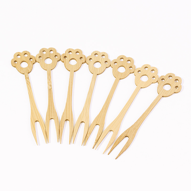 Bamboo fruit fork