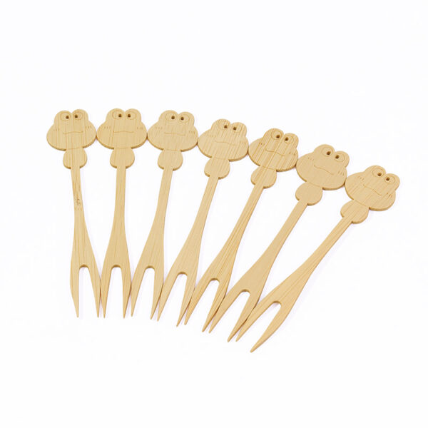 Bamboo Fruit Fork – Cute 9 cm Bulk & Wholesale Supply